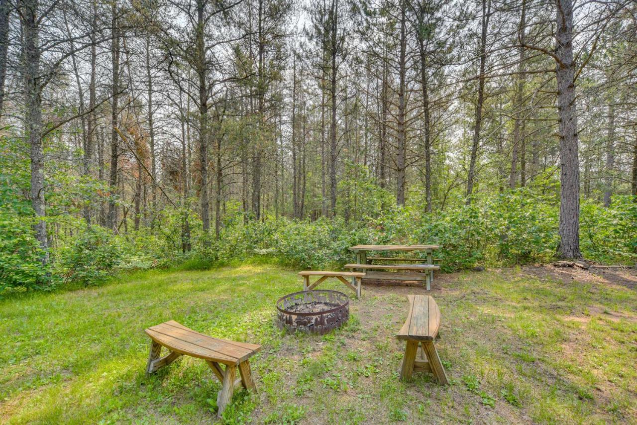 Woodland Cabin With Fishing, Atv And Snowmobile Trails Villa Lake Nebagamon Exterior photo